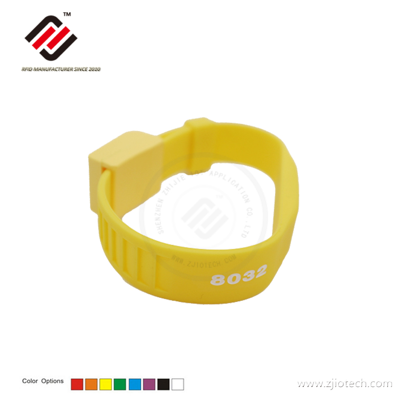Bracelet RFID en silicone 13,56 MHz inviolable à verrouillage magnétique