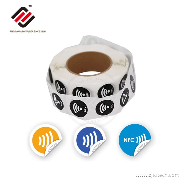 3 façons dont les étiquettes adhésives NFC améliorent la personnalisation pour les entreprises